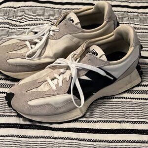 New Balance 327 in white/ivory and black Women's Size 9.5/Men's Size 8